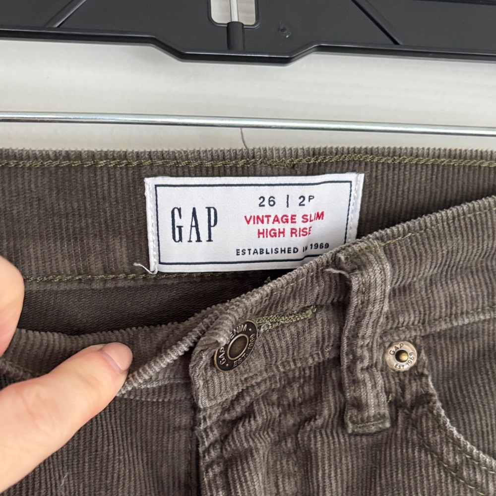 GAP High Rise Corduroy Pants in Taupe